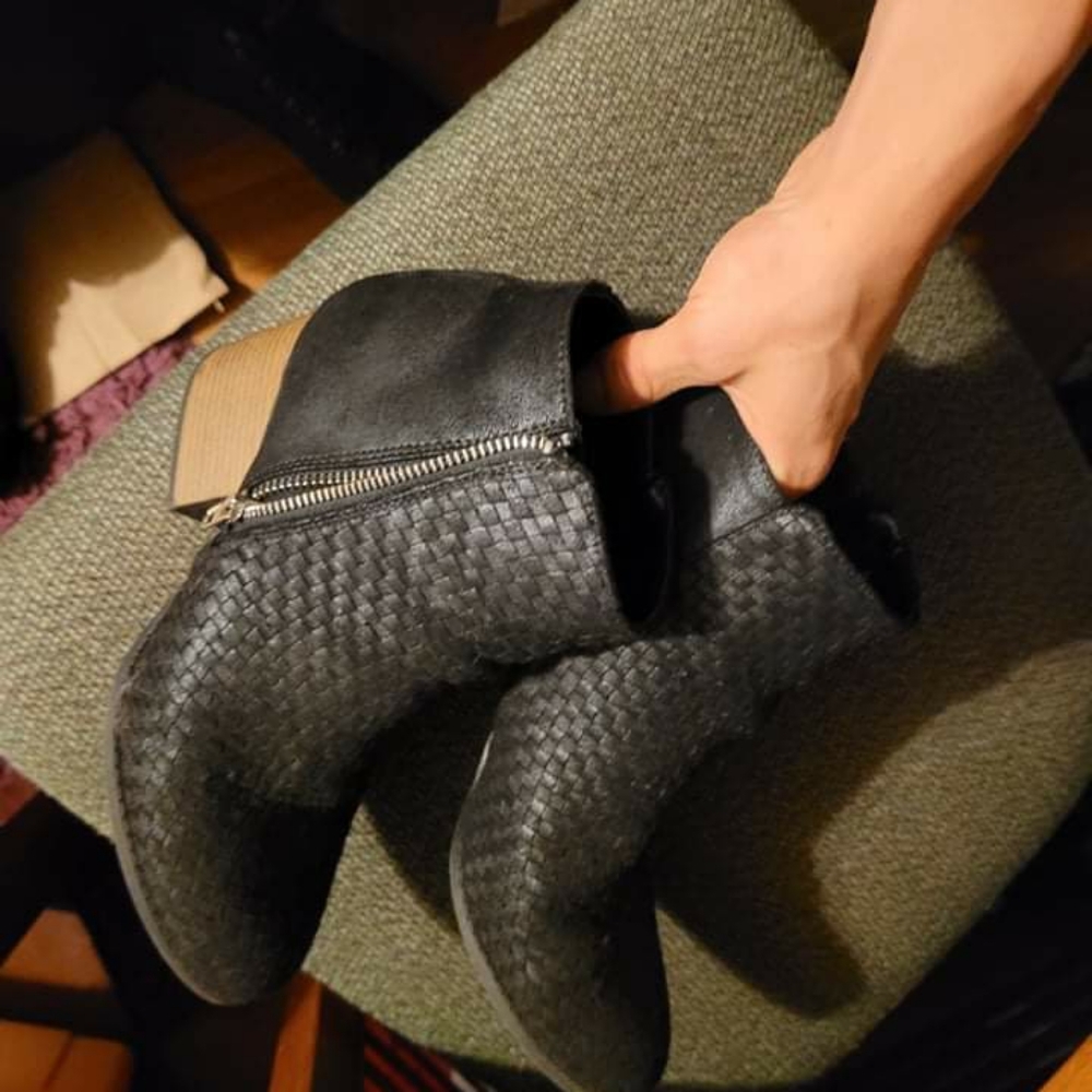 Maurcies black heeled boots